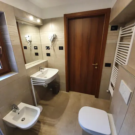 Azalea & Domo 5 * Baveno